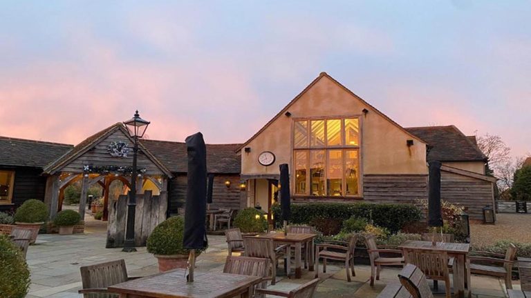 Escapade romantique à Chelmsford : 6 hôtels parfaits pour les couples